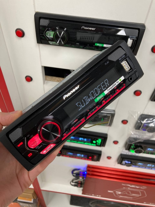 Автомагнитола PIONEER MVH-S120UI